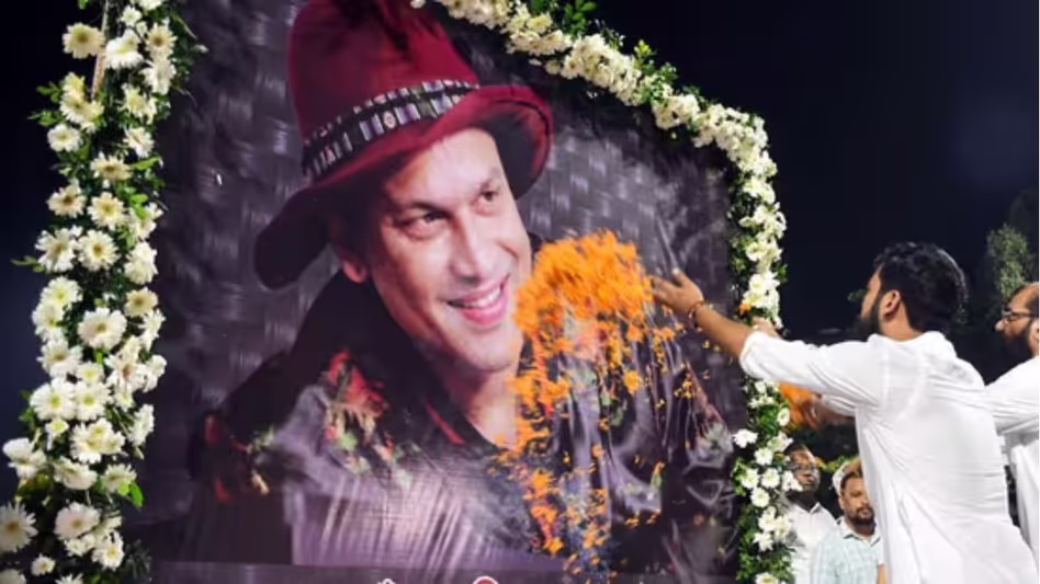 Assam :  काहिलीपारा से अर्जुन भोगेश्वर बरुआ कॉम्प्लेक्स तक  सार्वजनिक श्रद्धांजलि के लिए