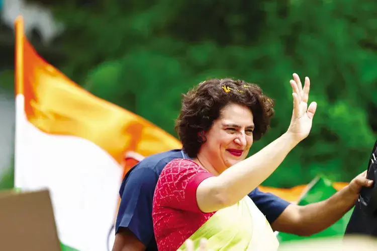 आज राजनीति में श्री नारायण गुरु के समानता और करुणा के संदेश की जरूरत वायनाड में प्रियंका गांधी आज राजनीति में श्री नारायण गुरु के समानता और करुणा के संदेश की जरूरत वायनाड में प्रियंका गांधी