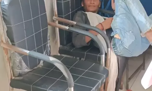 महिला प्रधानपाठक सस्पेंड, नशे में बेसुध मिली थी स्कूल में