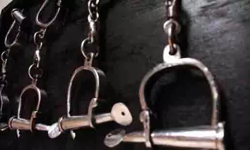 MUMBAI: छठे मेडिकल एडमिशन स्कैम में फंसे सायन अस्पताल के डिप्टी डीन MUMBAI: छठे मेडिकल एडमिशन स्कैम में फंसे सायन अस्पताल के डिप्टी डीन