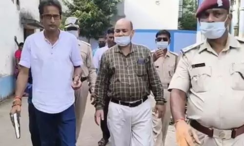 IIT छात्र की मौत, वीडियोग्राफी कराई जा रही पोस्टमार्टम की