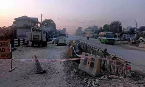 Ludhiana: उप महापौर ने सड़क मरम्मत कार्यों का निरीक्षण किया