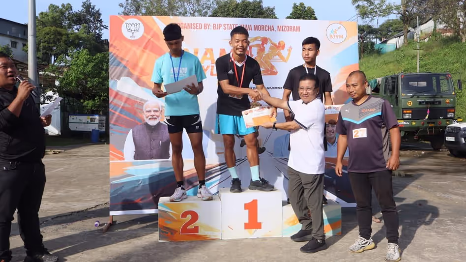 Mizoram भाजपा ने नमो युवा दौड़ को हरी झंडी दिखाई Mizoram भाजपा ने नमो युवा दौड़ को हरी झंडी दिखाई