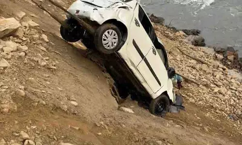 Chamba सड़क दुर्घटना में एक मेडिकल इंटर्न की मौत, दूसरा लापता