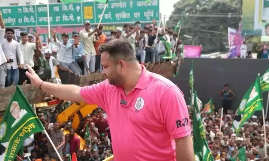 आरजेडी रैली में पीएम मोदी की मां के खिलाफ विवादित नारे