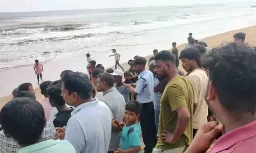 Ganjam: समुद्र में नहाते समय युवक लापता