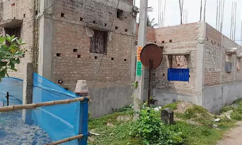 Rampurhat के शिक्षक ने छात्र का शव मिलने पर सजा पर कानूनी सलाह मांगी Rampurhat के शिक्षक ने छात्र का शव मिलने पर सजा पर कानूनी सलाह मांगी