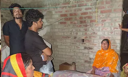 प्रवासी मजदूर ने उधार पर टिकट खरीदकर घर लौटते ही 2 दिन में कर ली आत्महत्या प्रवासी मजदूर ने उधार पर टिकट खरीदकर घर लौटते ही 2 दिन में कर ली आत्महत्या