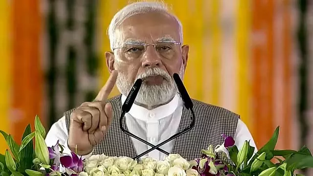 स्वदेशी उत्पादों की खपत बढ़ाने, जीएसटी बचत उत्सव आज से नवरात्रि के साथ शुरू: PM Modi स्वदेशी उत्पादों की खपत बढ़ाने, जीएसटी बचत उत्सव आज से नवरात्रि के साथ शुरू: PM Modi