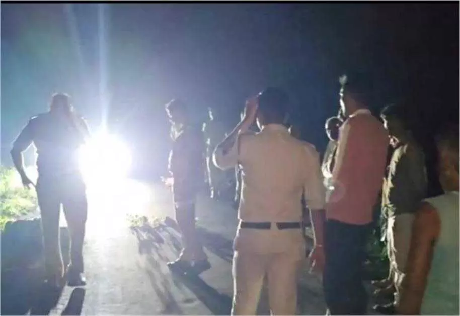 MP News: पति के सामने महिला की बेरहमी से हत्या MP News: पति के सामने महिला की बेरहमी से हत्या