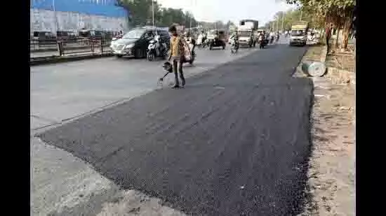 PWD ने जीजीएम-झज्जर रोड की मरम्मत के लिए 8 करोड़ का टेंडर जारी किया PWD ने जीजीएम-झज्जर रोड की मरम्मत के लिए 8 करोड़ का टेंडर जारी किया