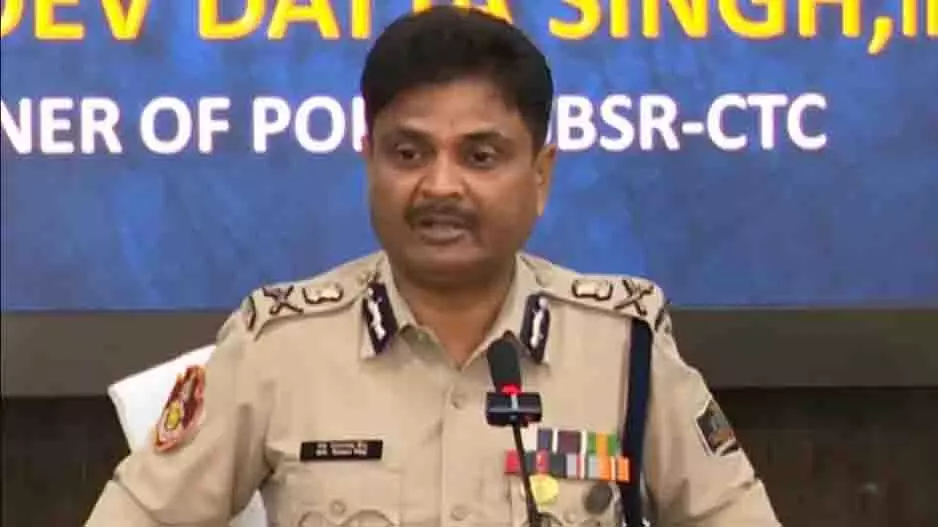 Bhubaneswar: टैक्सी चालक की मौत के मामले में चार गिरफ्तार Bhubaneswar: टैक्सी चालक की मौत के मामले में चार गिरफ्तार