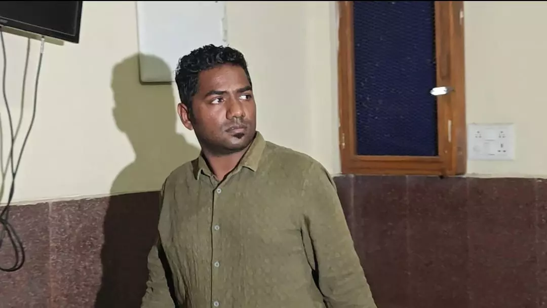 सौम्या चौरसिया का निज सचिव जयचंद कोसले गिरफ्तार सौम्या चौरसिया का निज सचिव जयचंद कोसले गिरफ्तार