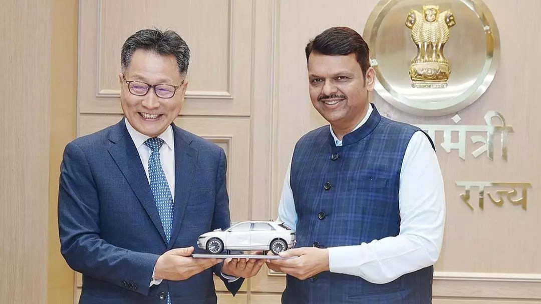 Pune : हुंडई ने तालेगांव प्लांट में निवेश बढ़ाकर 11,000 करोड़ किया Pune : हुंडई ने तालेगांव प्लांट में निवेश बढ़ाकर 11,000 करोड़ किया