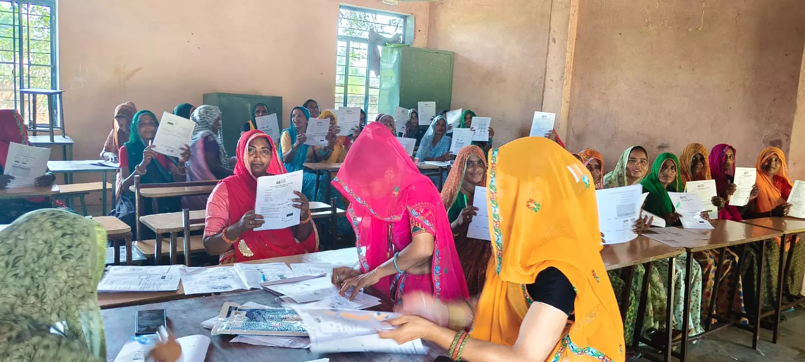 Jaipur: 30 हजार से अधिक श्रमिकों ने दी बुनियादी साक्षरता असेसमेंट परीक्षा Jaipur: 30 हजार से अधिक श्रमिकों ने दी बुनियादी साक्षरता असेसमेंट परीक्षा