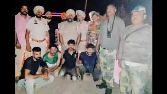Gurdaspur: 10 किलो हेरोइन के साथ 4 गिरफ्तार Gurdaspur: 10 किलो हेरोइन के साथ 4 गिरफ्तार