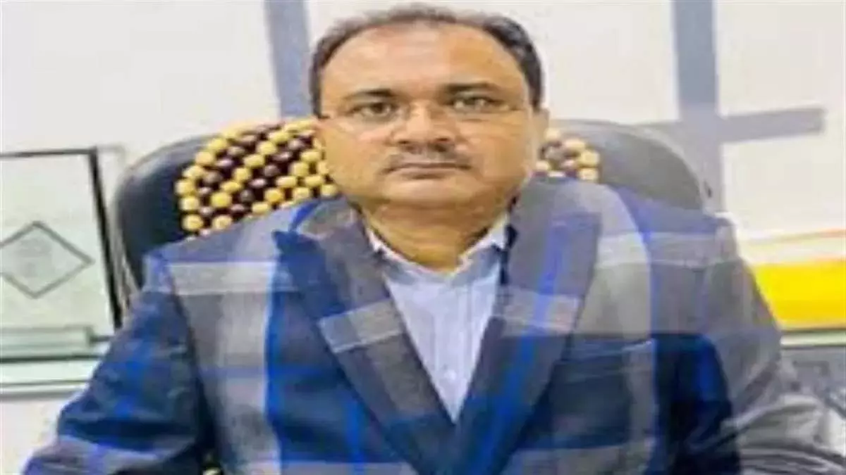 चर्चित बिल्डर की हत्या मामले में तीन दोषियों को उम्रकैद, दो बरी चर्चित बिल्डर की हत्या मामले में तीन दोषियों को उम्रकैद, दो बरी