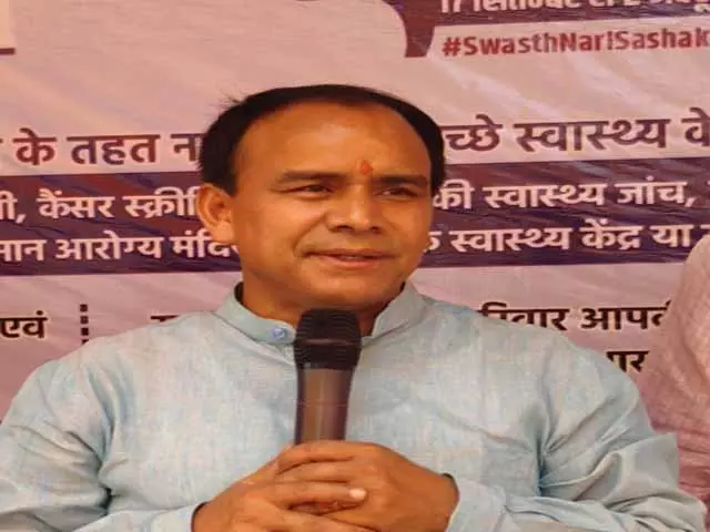 हरिद्वार में निशुल्क स्वास्थ्य शिविर का आयोजन, मंत्री धन सिंह रावत ने लिया हिस्सा हरिद्वार में निशुल्क स्वास्थ्य शिविर का आयोजन, मंत्री धन सिंह रावत ने लिया हिस्सा