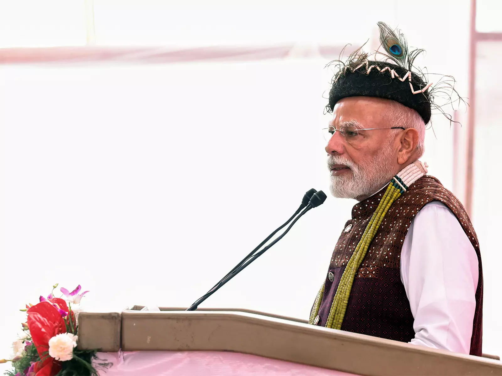 PM मोदी ने सीमावर्ती राज्यों अरुणाचल और त्रिपुरा का दौरा किया, कहा पूर्वोत्तर भारत की अष्टलक्ष्मी है PM मोदी ने सीमावर्ती राज्यों अरुणाचल और त्रिपुरा का दौरा किया, कहा पूर्वोत्तर भारत की अष्टलक्ष्मी है
