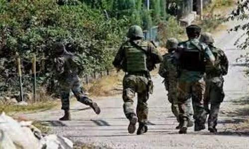 Jammu-Kashmir: शुरु हुई सेना और आतंकवादियों के बीच मुठभेड़