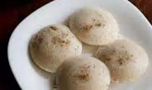 Sama Chawal Idli: नवरात्रि में ऊर्जा से भरपूर इडली जरूर आज़माएं Sama Chawal Idli: नवरात्रि में ऊर्जा से भरपूर इडली जरूर आज़माएं