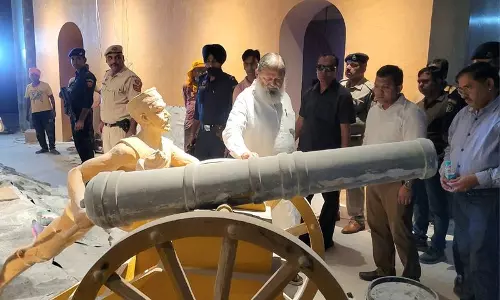 Haryana :  शहीद स्मारक को जल्द पूरा करें, विज ने अधिकारियों को दिए निर्देश