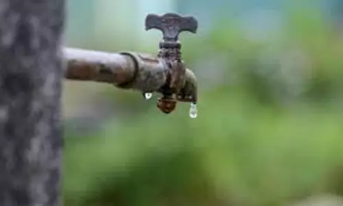 Lucknow: सेक्टर जी में पानी की परेशानी, प्रशासन चुप Lucknow: सेक्टर जी में पानी की परेशानी, प्रशासन चुप