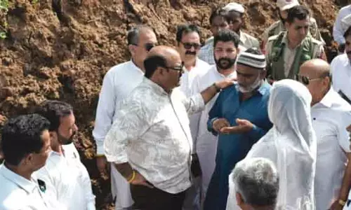 उपमुख्यमंत्री ने नगरोटा, डंसाल में बाढ़ से हुए नुकसान की समीक्षा की