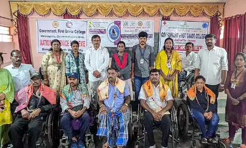 विकलांग लोगों के लिए पेंशन बढ़ाएँ: Muniraju विकलांग लोगों के लिए पेंशन बढ़ाएँ: Muniraju