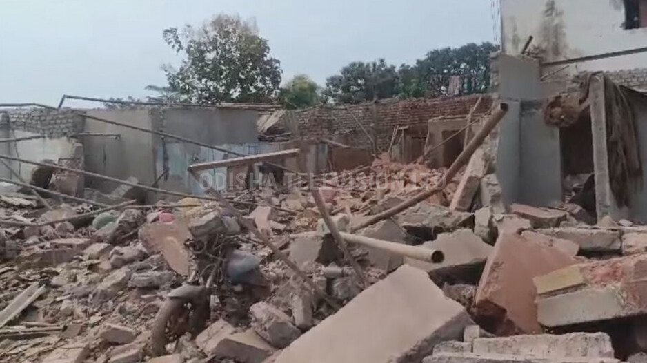 Boudh पटाखा विस्फोट: छापेमारी जारी, 1 करोड़ रुपये से अधिक मूल्य के पटाखे जब्त