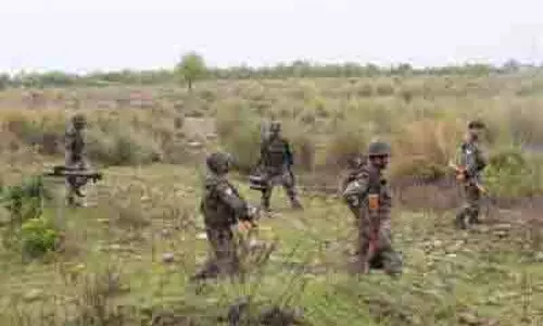 Kathua: दिखे आतंकी, संयुक्त बलों ने चलाया सर्च ऑपरेशन Kathua: दिखे आतंकी, संयुक्त बलों ने चलाया सर्च ऑपरेशन