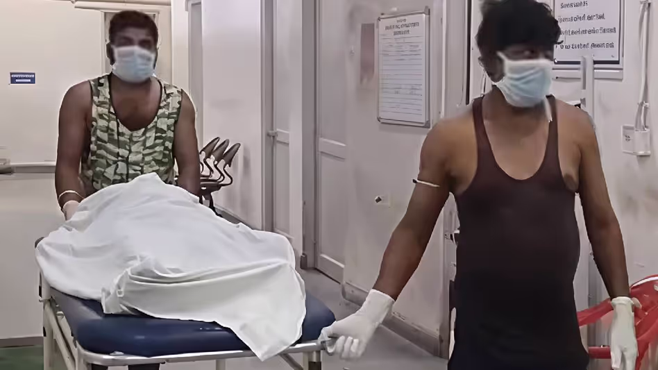 Assam बीटीआर चुनाव चिरांग में चुनाव ड्यूटी पर तैनात पुलिसकर्मी की मौत Assam बीटीआर चुनाव चिरांग में चुनाव ड्यूटी पर तैनात पुलिसकर्मी की मौत