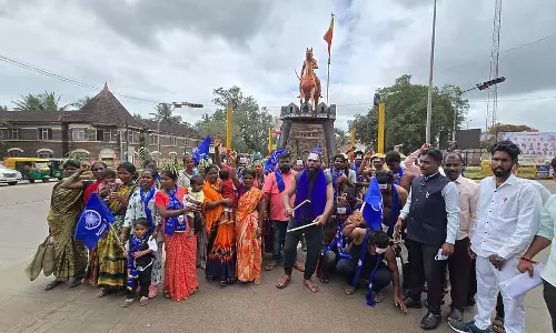 Karnataka : हक्कीपिक्की समुदाय का विरोध प्रदर्शन