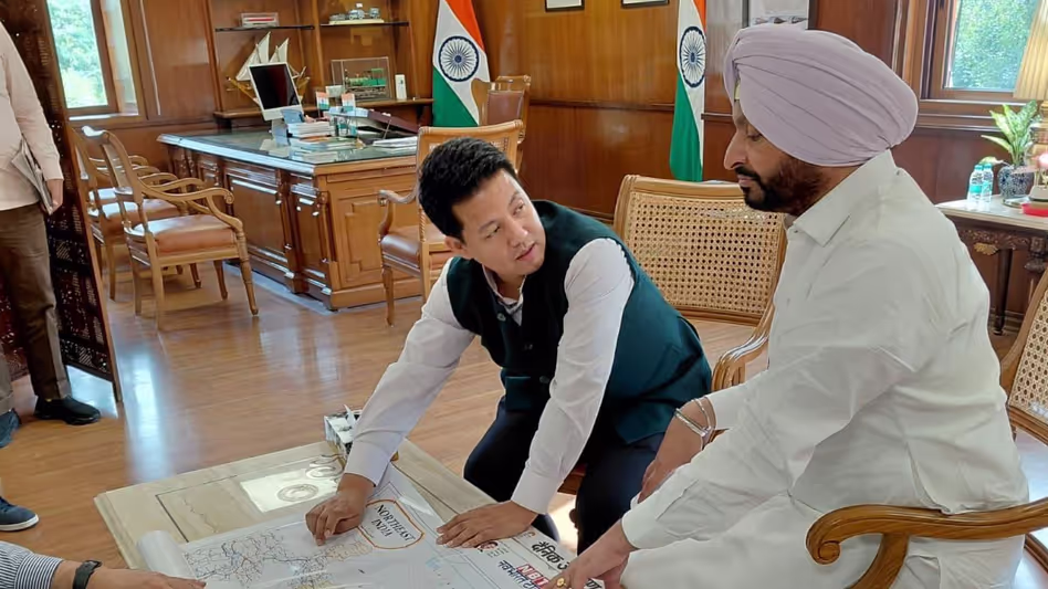 सिक्किम के सांसद ने रंगपो स्टेशन के लिए तेजी से रेलवे सर्वेक्षण और सांस्कृतिक डिजाइन की मांग की