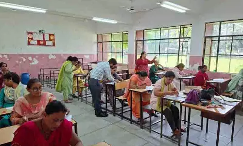 Chandigarh पहला पूर्ण साक्षर केंद्र शासित प्रदेश बनने की ओर अग्रसर Chandigarh पहला पूर्ण साक्षर केंद्र शासित प्रदेश बनने की ओर अग्रसर