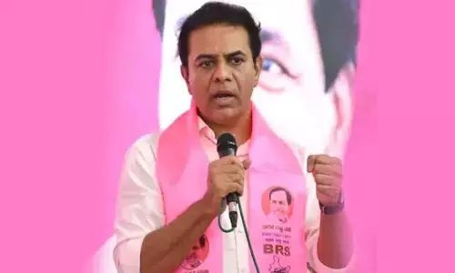 कांग्रेस को वोट देना हमारे घरों को ध्वस्त करने का लाइसेंस देने जैसा है: KTR कांग्रेस को वोट देना हमारे घरों को ध्वस्त करने का लाइसेंस देने जैसा है: KTR