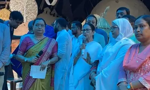 ममता ने आम लोगों के लाभ के लिए नई GST दरें लागू कीं
