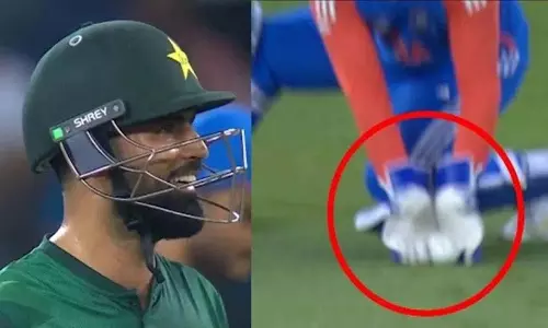 Pakistan ने ICC से फिर की शिकायत..! इस बार वो कैच की जाँच चाहते हैं..! Pakistan ने ICC से फिर की शिकायत..! इस बार वो कैच की जाँच चाहते हैं..!