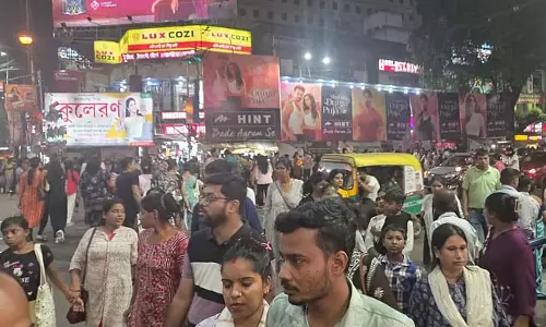 Mahalaya पर पिछले रविवार की पूजा बाज़ार की बिक्री पूरे सप्ताह के राजस्व से मेल खाती