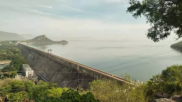 Tamil Nadu: मेट्टूर बांध की स्थिति Tamil Nadu: मेट्टूर बांध की स्थिति