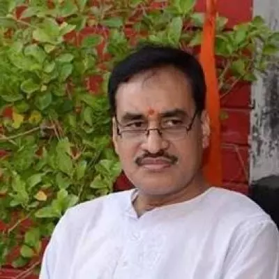 हिंदू समाज को दुर्गा पूजा और गरबा में विधर्मियों से रहना होगा सावधान : विनोद बंसल हिंदू समाज को दुर्गा पूजा और गरबा में विधर्मियों से रहना होगा सावधान : विनोद बंसल