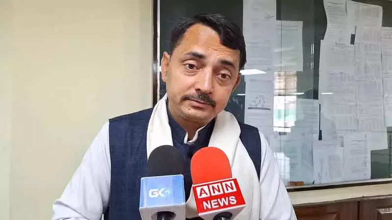 पठानिया ने J&K में तीर्थ पर्यटन को बढ़ावा देने के प्रयासों की सराहना की पठानिया ने J&K में तीर्थ पर्यटन को बढ़ावा देने के प्रयासों की सराहना की