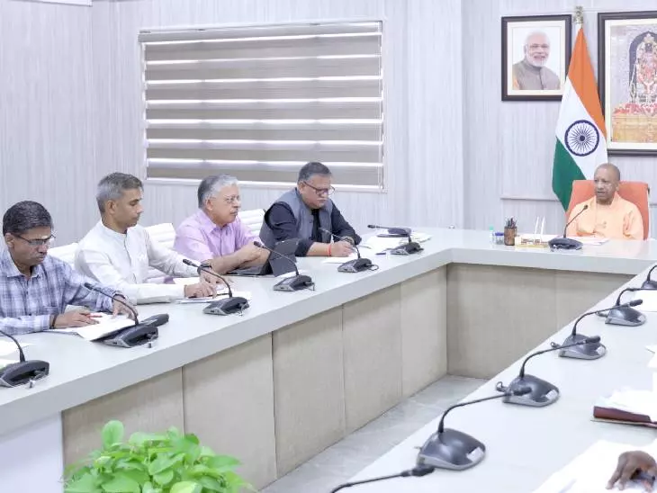 Lucknow: आउटसोर्सिंग नियुक्ति अब अधिकृत एजेंसी के जरिए होगी Lucknow: आउटसोर्सिंग नियुक्ति अब अधिकृत एजेंसी के जरिए होगी