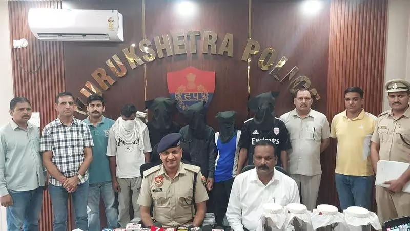 कुरुक्षेत्र पुलिस ने 5 बदमाशों को किया गिरफ्तार, हथियार बरामद कुरुक्षेत्र पुलिस ने 5 बदमाशों को किया गिरफ्तार, हथियार बरामद
