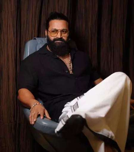 ‘कांतारा संकल्प’ वाला पोस्टर फर्जी, मेकर्स का कोई लेना-देना नहीं : ऋषभ शेट्टी ‘कांतारा संकल्प’ वाला पोस्टर फर्जी, मेकर्स का कोई लेना-देना नहीं : ऋषभ शेट्टी