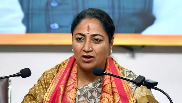 दुर्गा पूजा, रामलीला कार्यक्रम रात 12 बजे तक; CM Rekha Gupta दुर्गा पूजा, रामलीला कार्यक्रम रात 12 बजे तक; CM Rekha Gupta