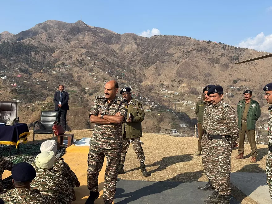 Srinagar: हर परिस्थिति में कश्मीर के साथ सीआरपीएफ: डीजी जीपी सिंह Srinagar: हर परिस्थिति में कश्मीर के साथ सीआरपीएफ: डीजी जीपी सिंह