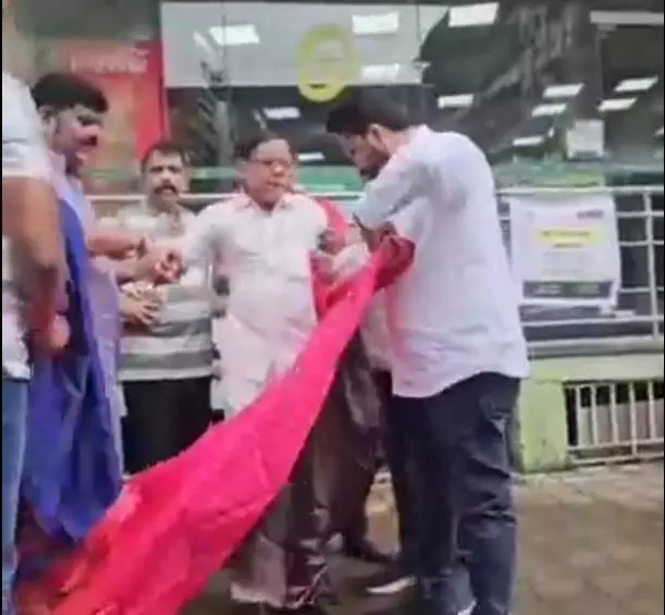 राजनीतिक बवाल, भाजपा कार्यकर्ताओं में आक्रोश, फिर... राजनीतिक बवाल, भाजपा कार्यकर्ताओं में आक्रोश, फिर...