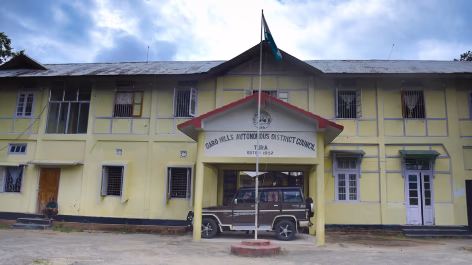 Meghalaya : गारो हिल्स काउंसिल 12 महीने का बकाया वेतन देगी, नवंबर से नियमित वेतन मिलेगा Meghalaya : गारो हिल्स काउंसिल 12 महीने का बकाया वेतन देगी, नवंबर से नियमित वेतन मिलेगा