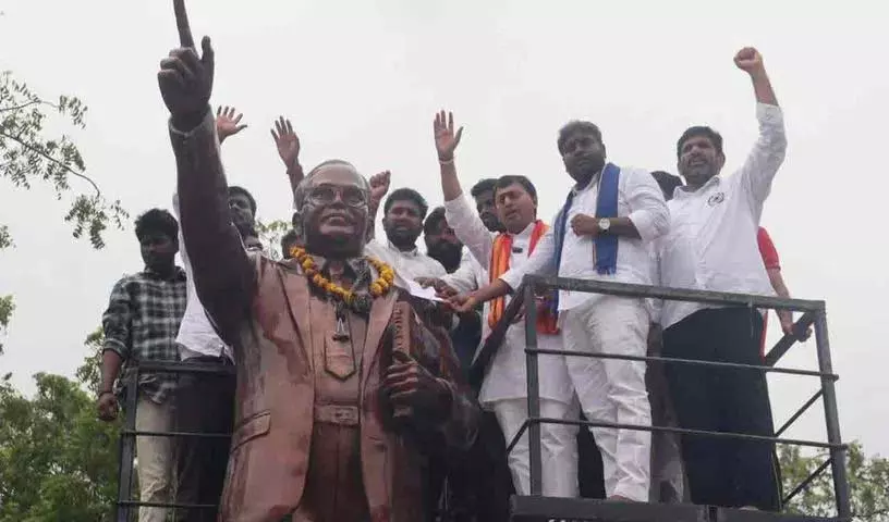 मनुकोट्टा पथराव की घटना तेलंगाना के दृढ़ संकल्प का उदाहरण है: Rakesh Reddy मनुकोट्टा पथराव की घटना तेलंगाना के दृढ़ संकल्प का उदाहरण है: Rakesh Reddy